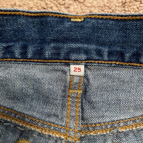 Levi shorts - Picture 4 of 4